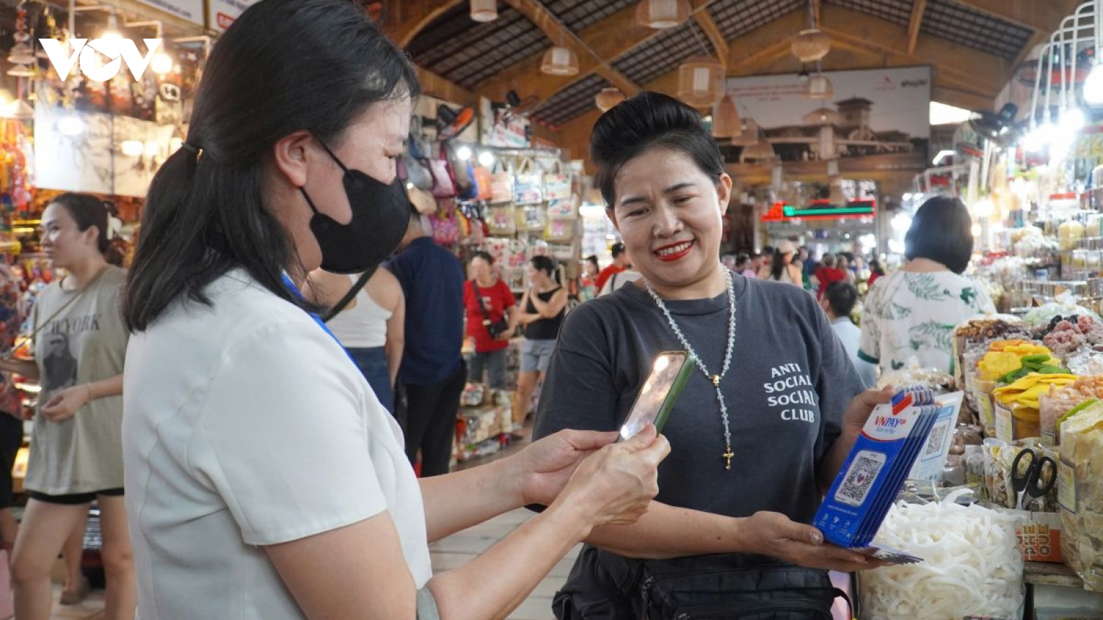 Từ thanh toán không tiền mặt chuyển sang hệ sinh thái tài chính số toàn diện